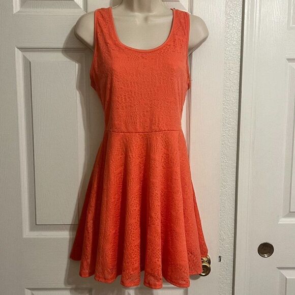 Banana Lemon Lace Skater Dress Size Small - Picture 1 of 8